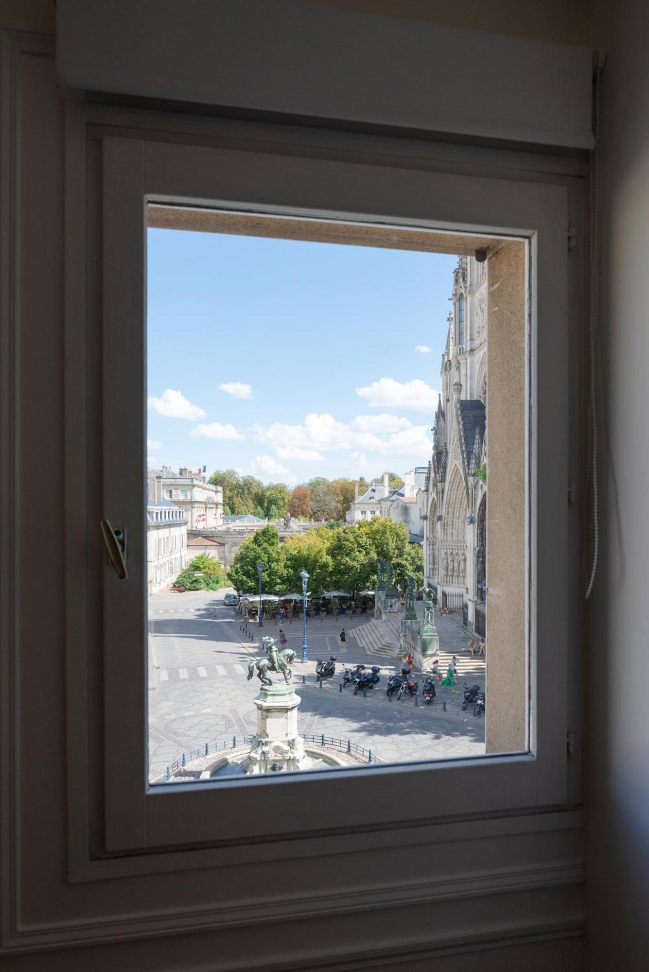 Le Precieux De Raoul Nancy Centre Avec Ascenseur Apartment ภายนอก รูปภาพ